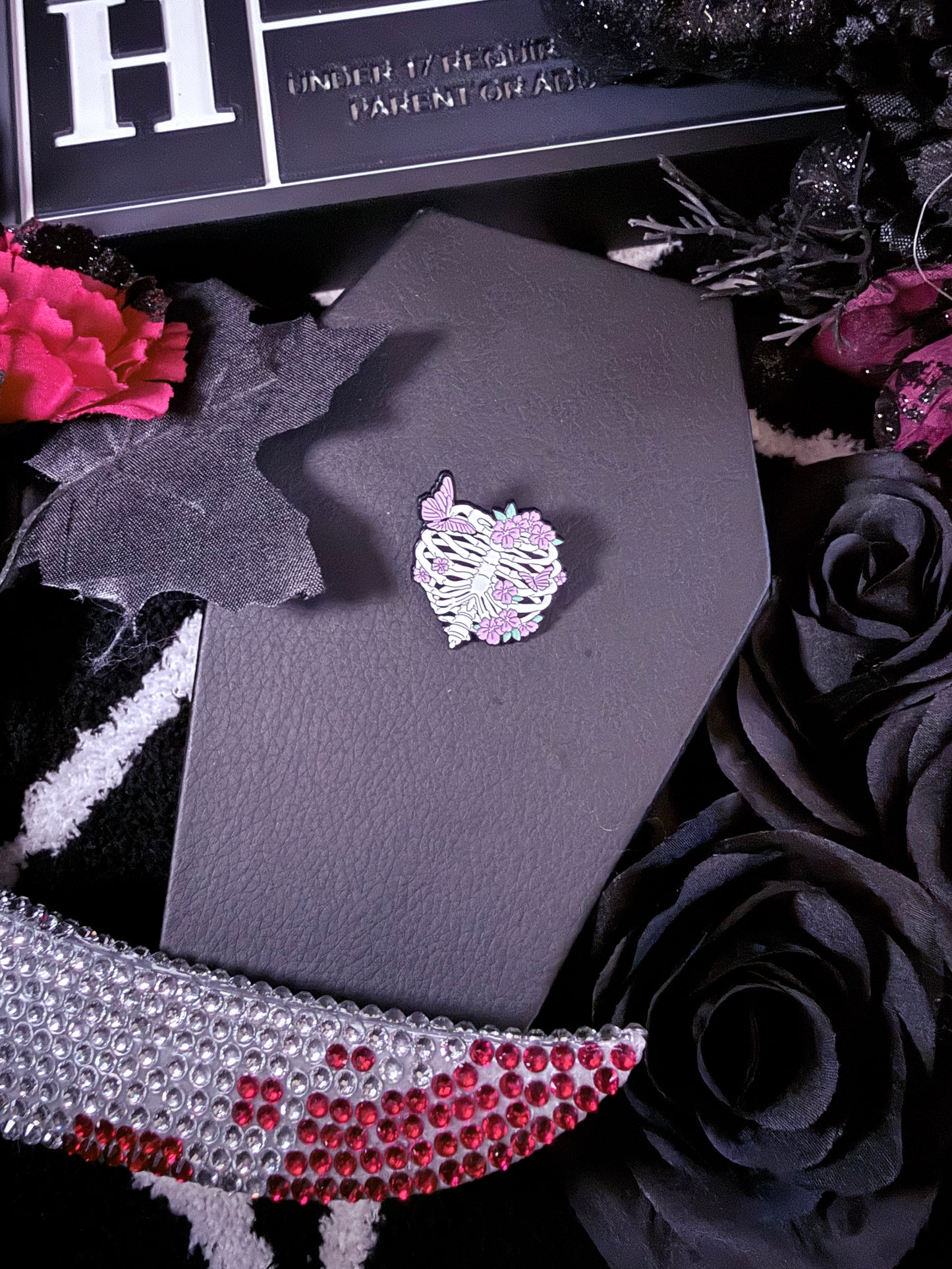 Horroween Enamel Pins